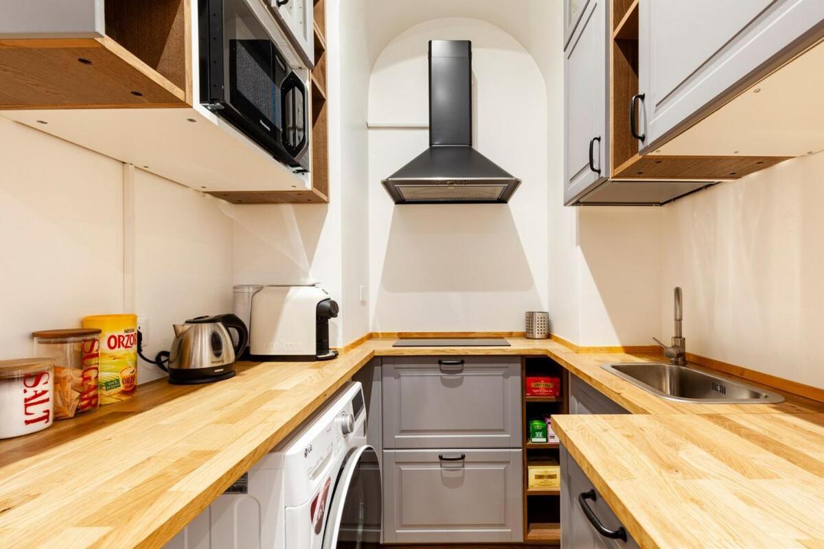 Splendido Bilocale In Vecchia Milano Appartement Buitenkant foto