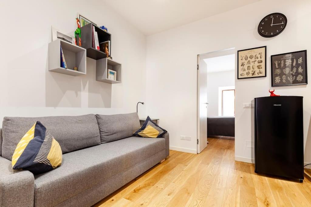 Splendido Bilocale In Vecchia Milano Appartement Buitenkant foto
